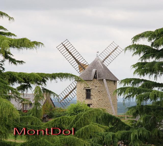094 Mont Dol.jpg